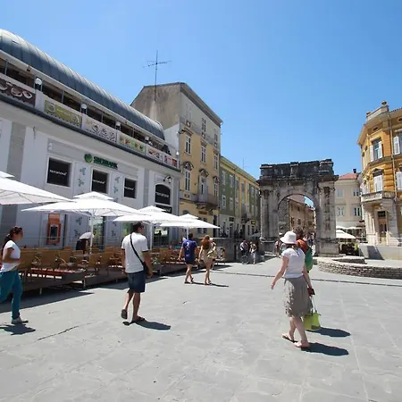 Pensjonat Center & 3*