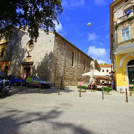 Pensjonat Center & Pula