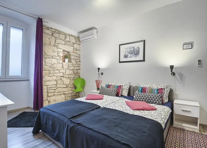 Center & Affittacamere Pola