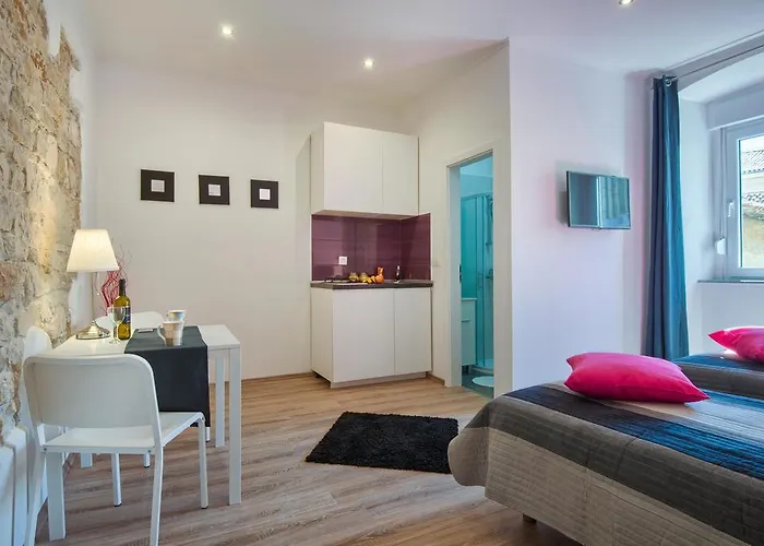 Top Center Rooms & Studio Guest house Pula